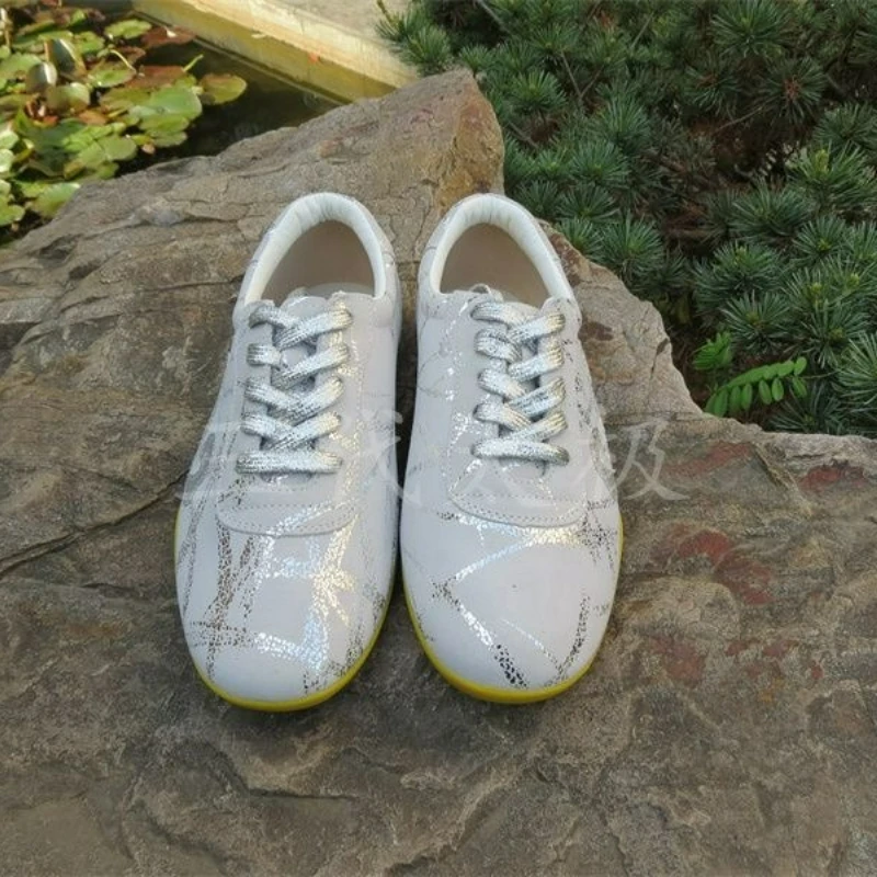 2026 Hot Sale Martial Arts Sho - Women'S Shoes Vs Men'S Size ulasan dan harga