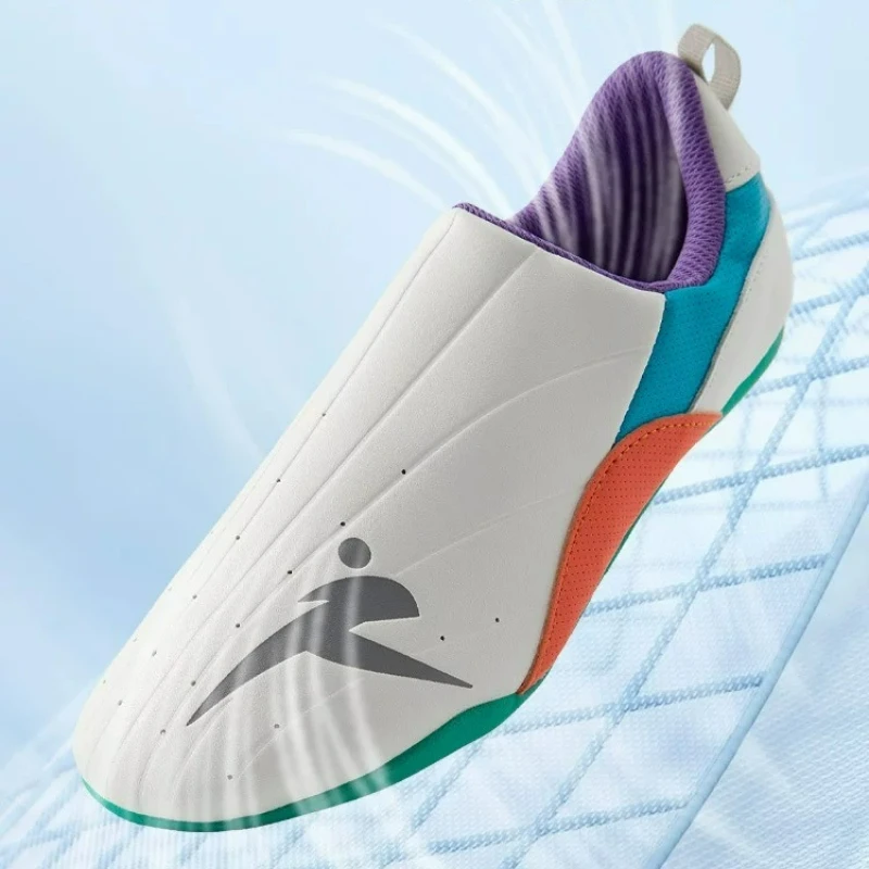 2026 Classic Brand Martial Art - Women'S Shoes Vs Men'S Size ulasan dan harga